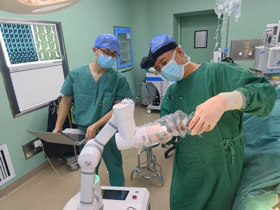 【病例分享】脛腓骨下端骨折——機(jī)器人輔助下復(fù)位及外固定架固定